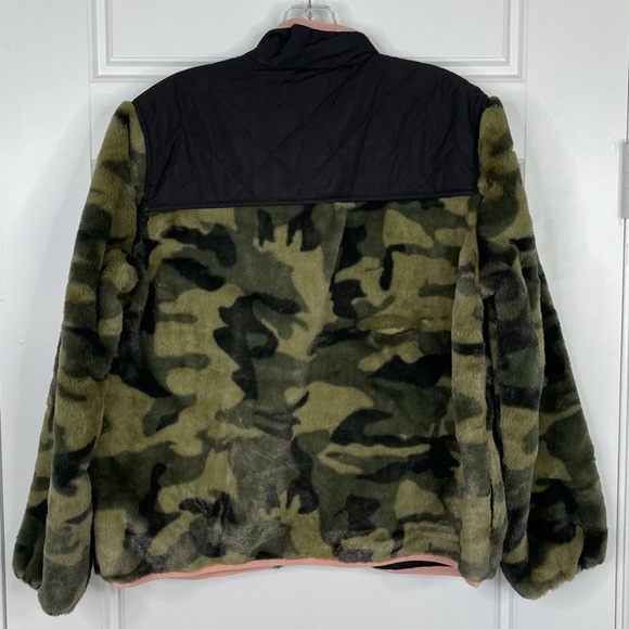 RAILS Wesley Front Zip Camo Fleece Quilted Jacket NEW Size XS Faux Fur - Picture 12 of 16